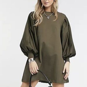mini sweatshirt dress with puff sleeves in khaki.